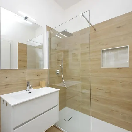 Apartment Aurelia Antica Terrace Free Pool And Parking