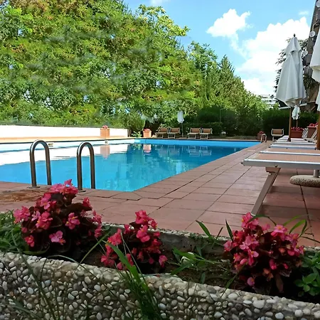 Apartment Aurelia Antica Terrace Free Pool And Parking