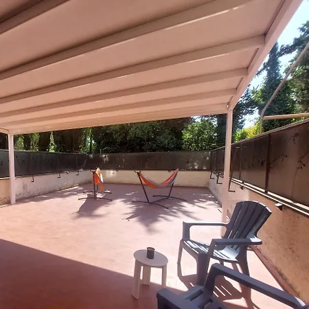 Daire Aurelia Antica Terrace Free Pool And Parking *